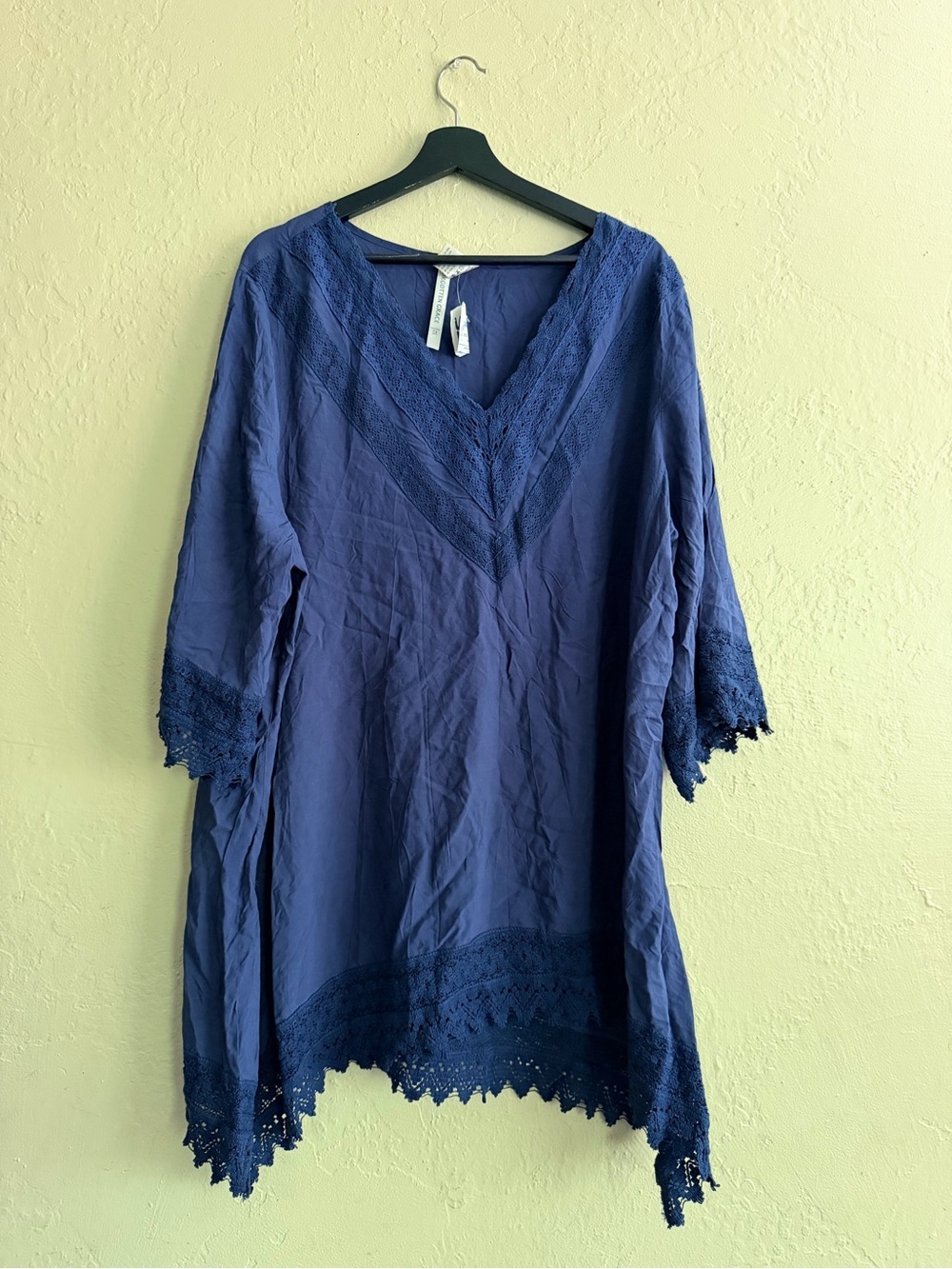 Lace-Trim V-Neck Tunic in Deep Blue